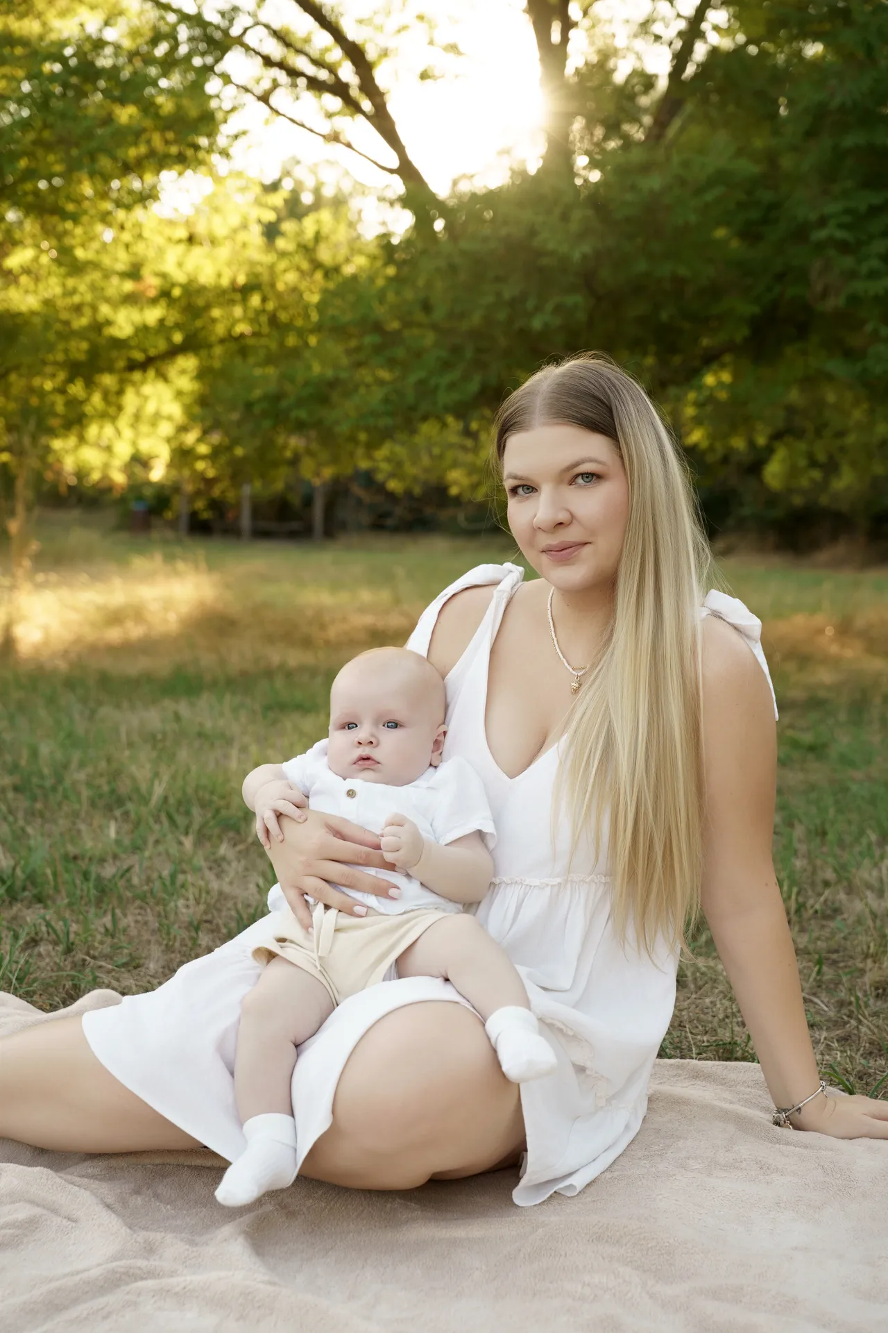 Anya-baba fotózás kültéren